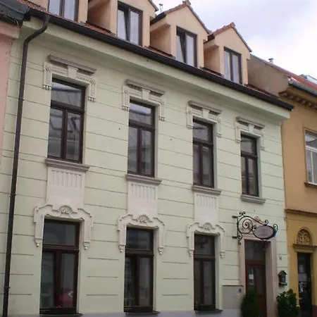 Virgo Hotel